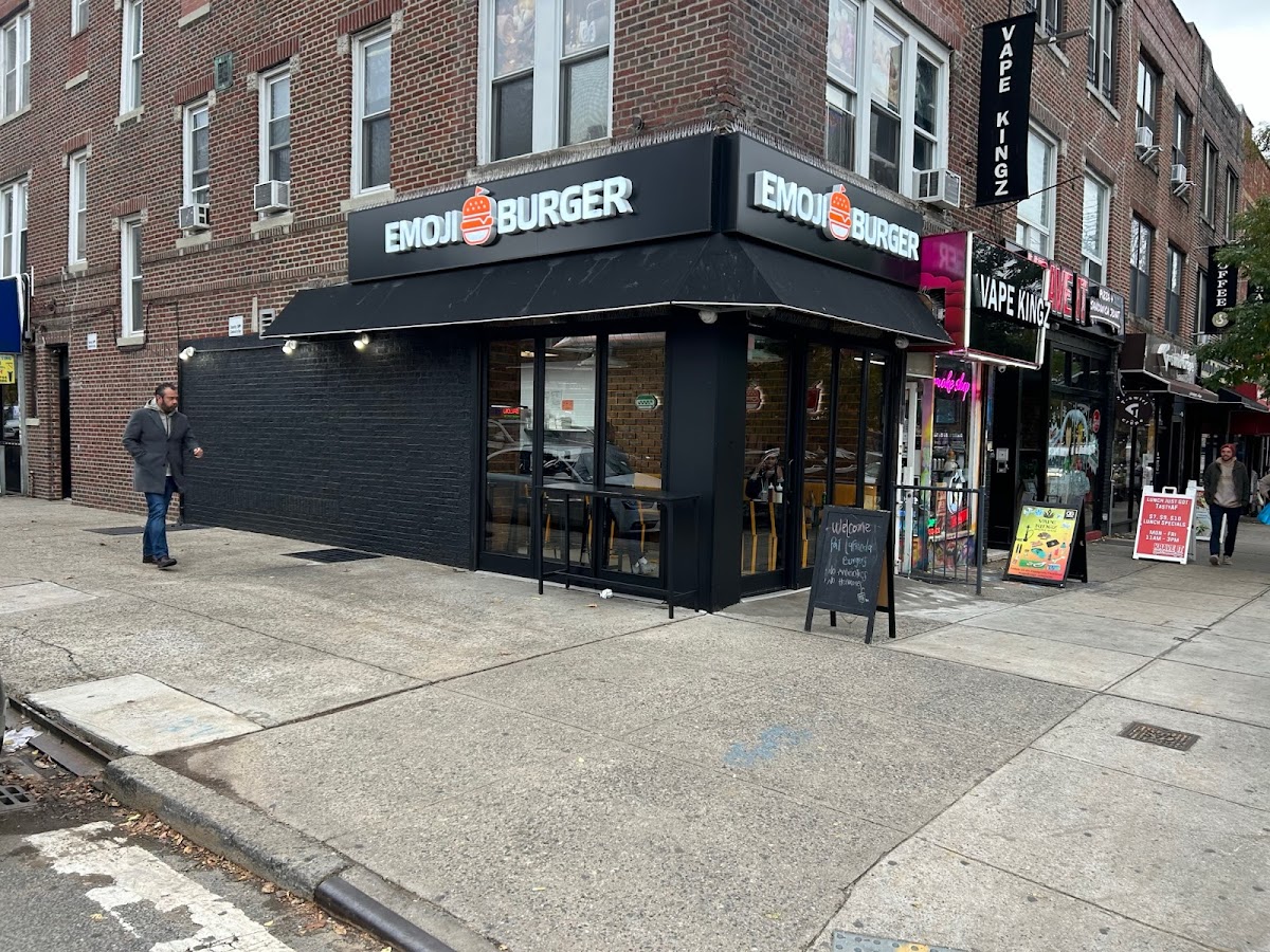 Emoji Burger Astoria